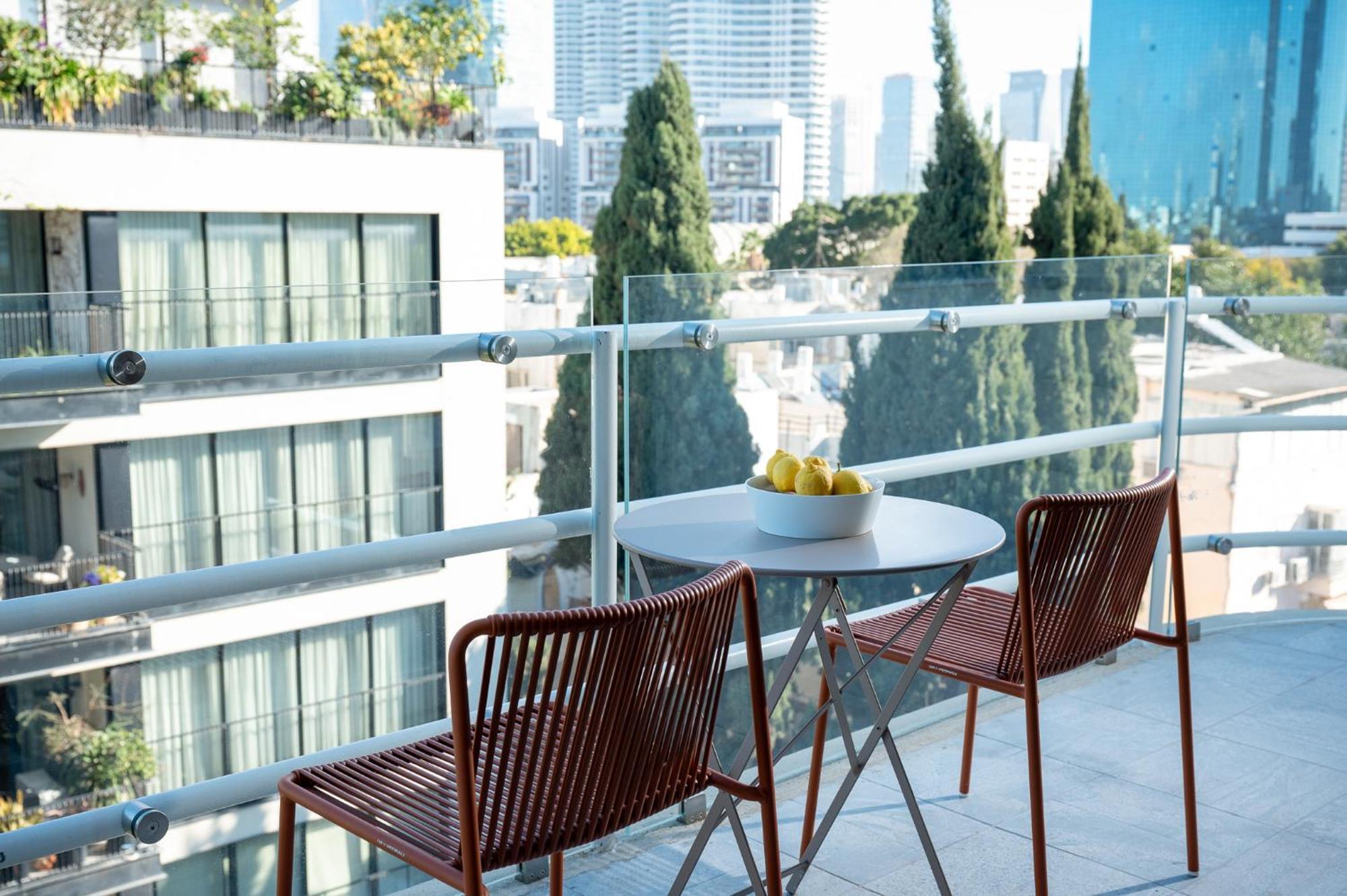 Master Mazeh Hotel Tel Aviv Exterior photo