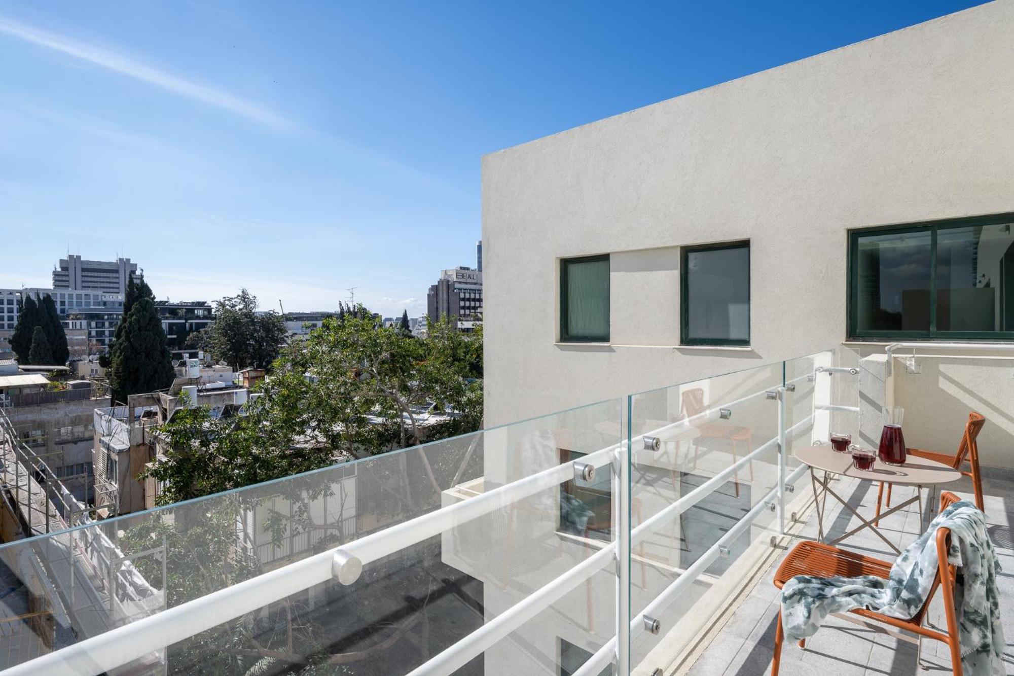 Master Mazeh Hotel Tel Aviv Exterior photo